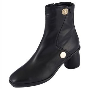 🆕 REIKE NEN CURVED MIDDLE ANKLE BOOTS - BLACK